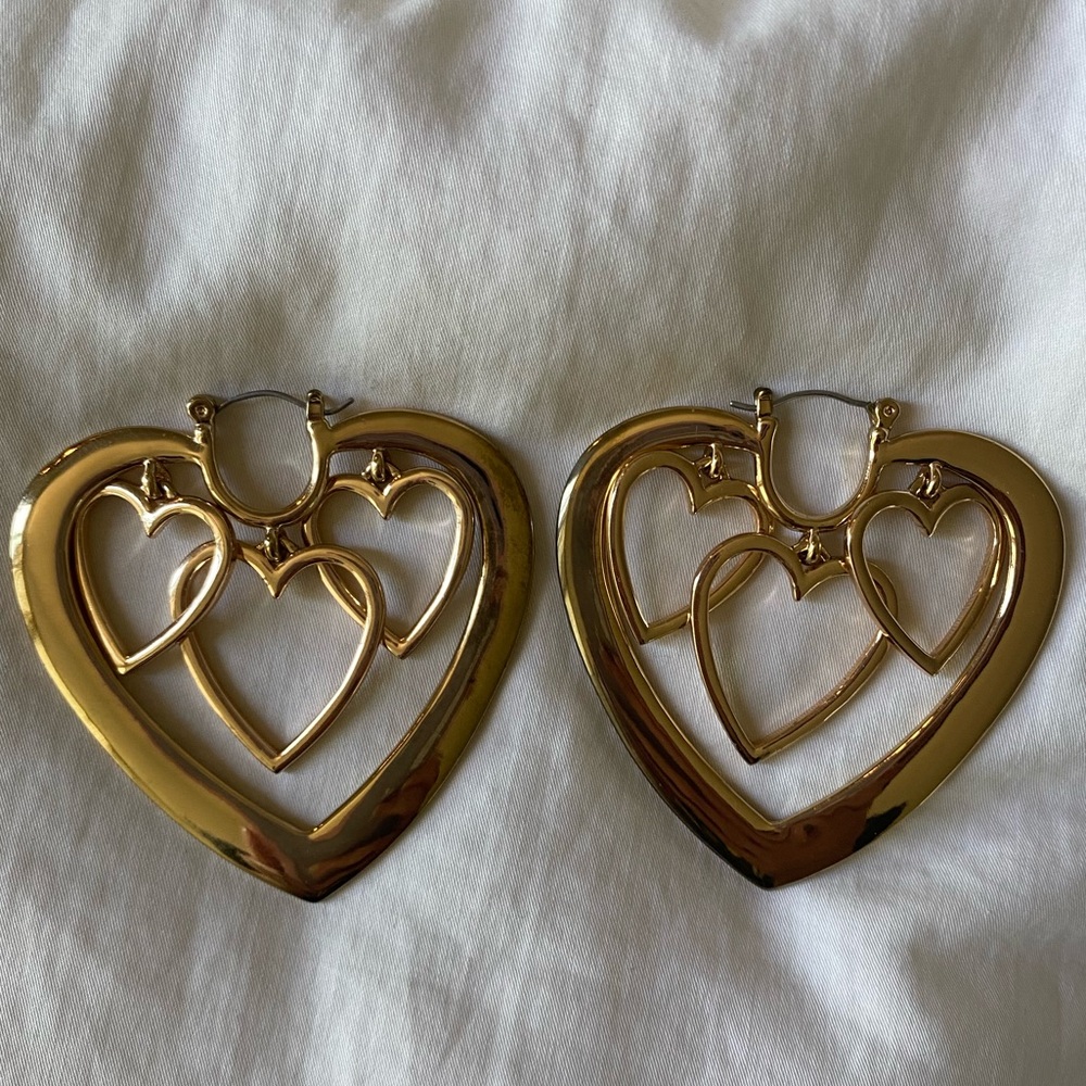 Dannijo Yvette Heart Hoops